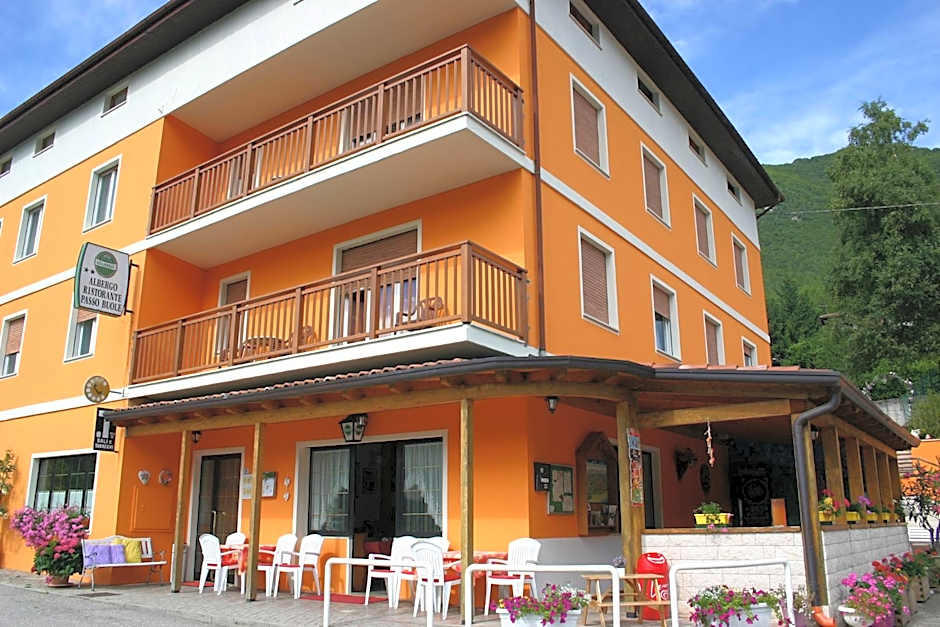 Hotel Passo Buole