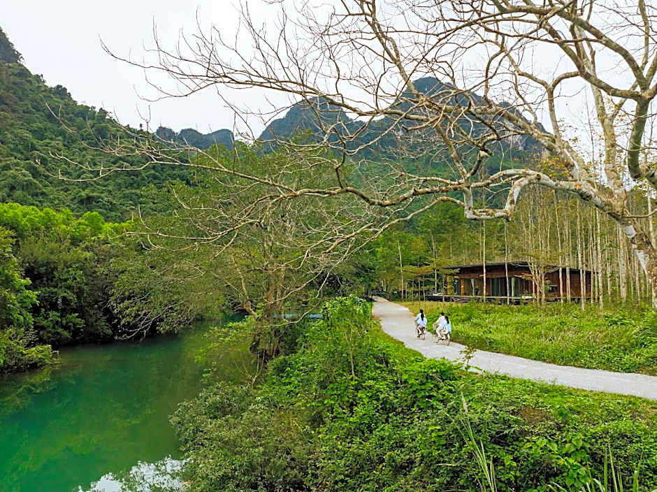 Blue Diamond Retreat