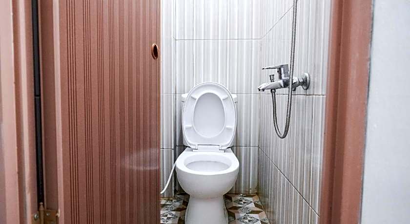 RedDoorz near Jalan Perintis Kemerdekaan Lampung