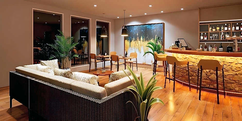 THE GRAND HOTEL GINOWAN