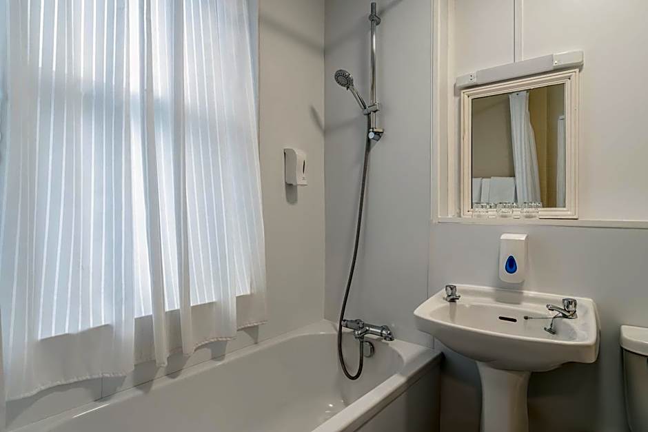 Heathlands Hotel