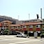 Royal Pagoda Motel