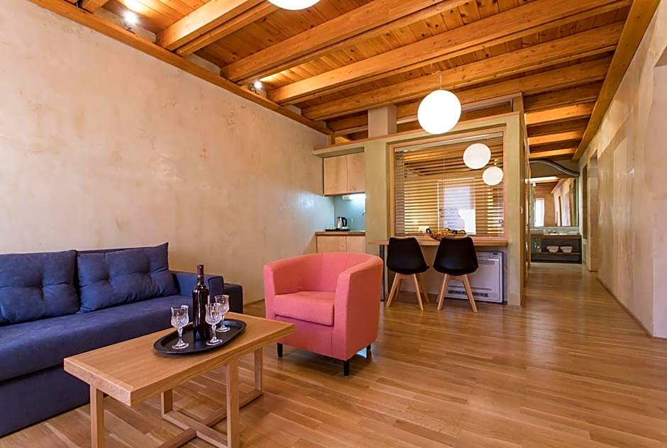 Polixeny's Suites