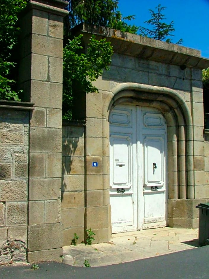 la maison des chartreux