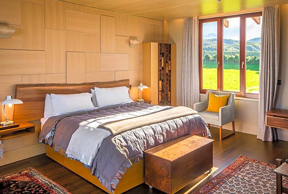 Hapuku Lodge & Tree Houses