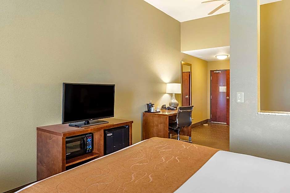 Comfort Suites Batesville