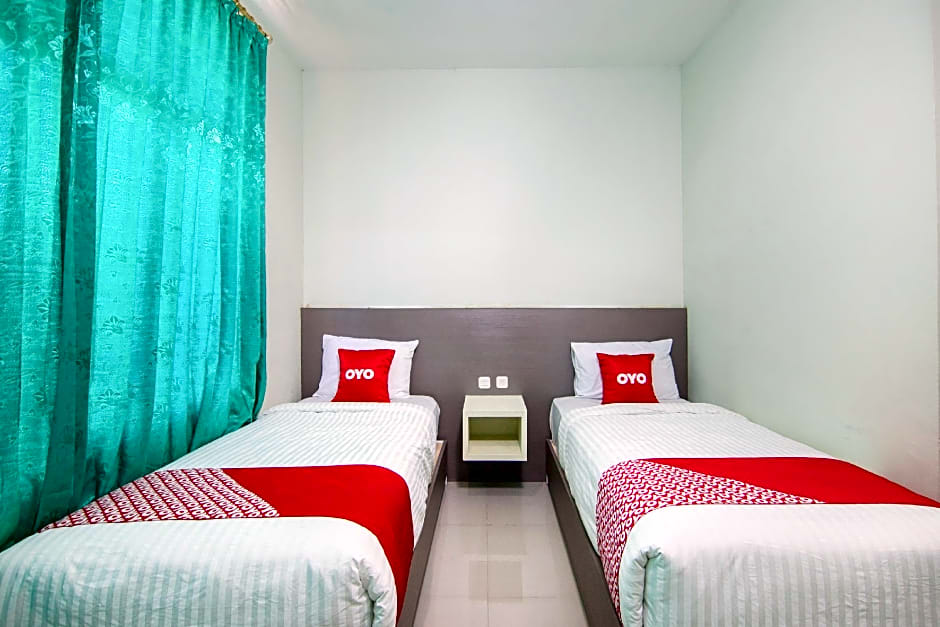 OYO 2382 Wisata Hotel