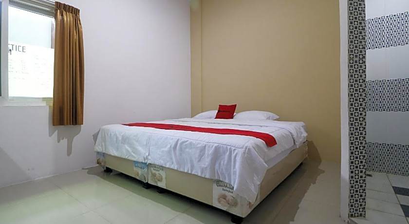RedDoorz @ Jalan Krakatau Medan