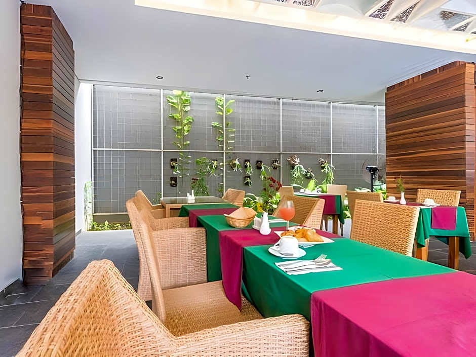 Sans Vibes Hotel Seminyak