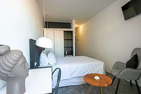 Studio with Sea View