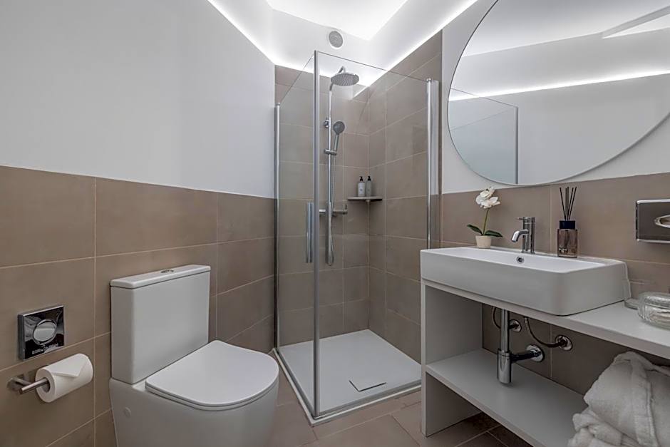 Hotel Meandro - Lake View