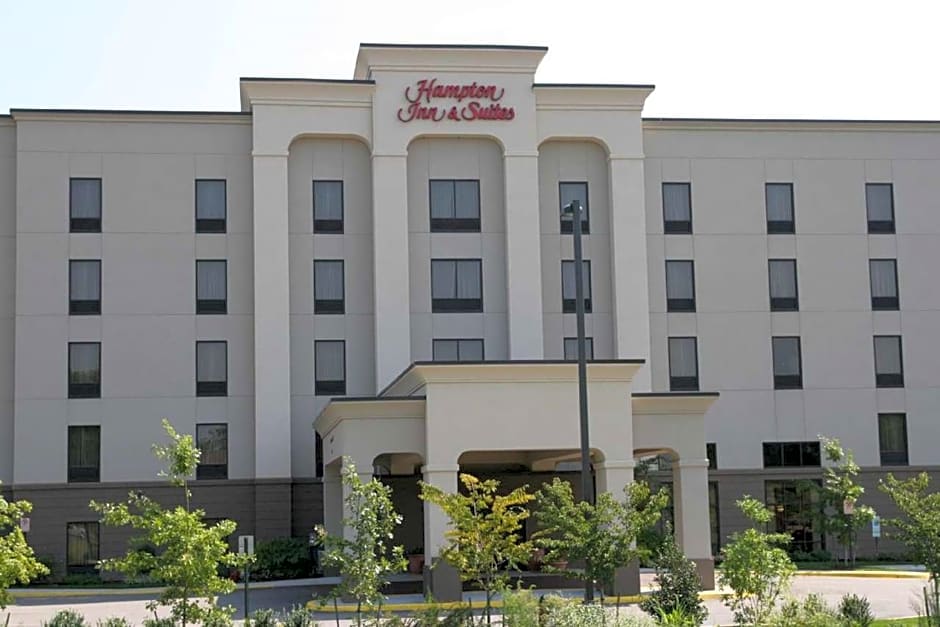 Hampton Inn & Suites Chesapeake-Square Mall
