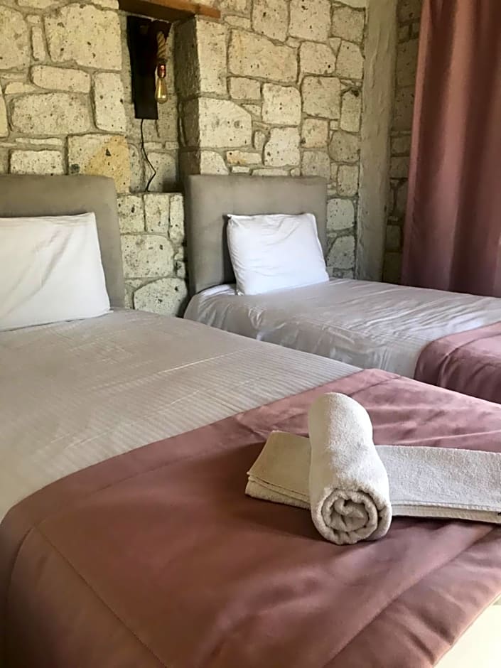 Çona Butik Otel