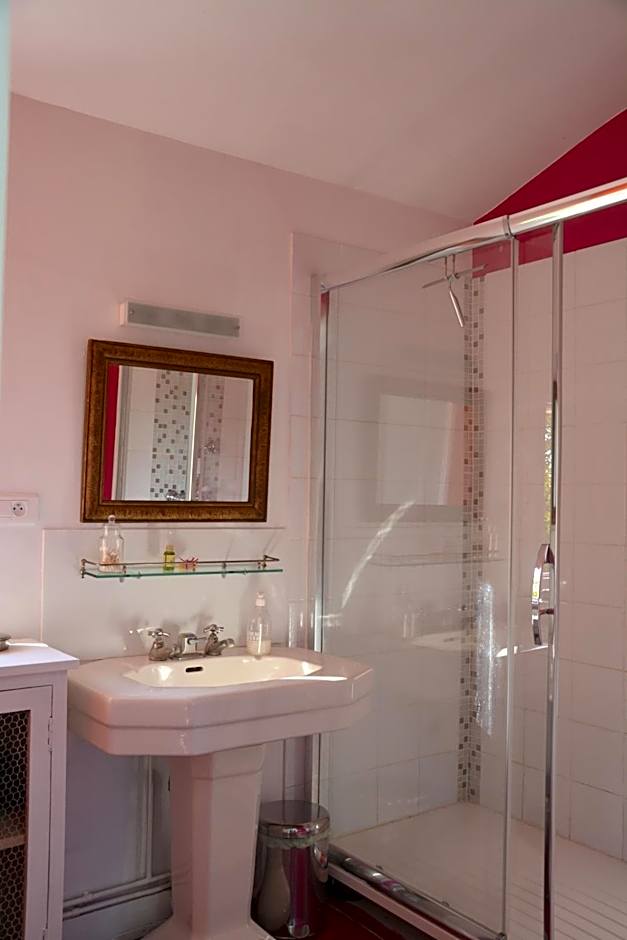 la maison, chambre d'hôtes de charme et atelier d'artiste, Libourne saint Emilion