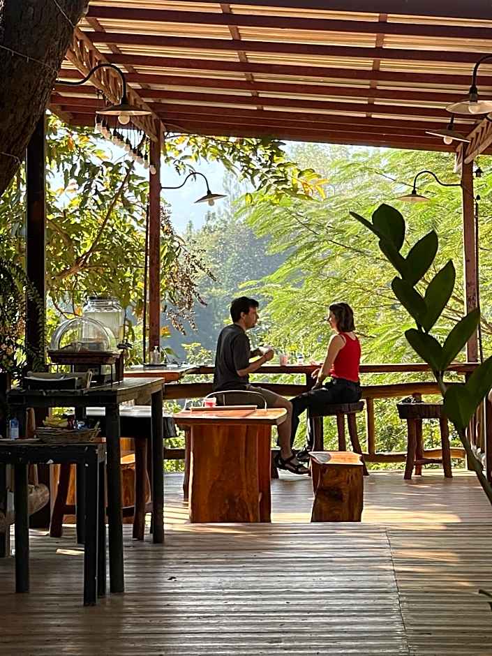 BaanRai KhunYa บ้านไร่คุณย่า