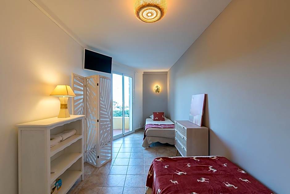 "Cap Riviera" Hotel & Restaurant Saint Aygulf