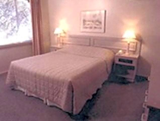 Clayton Monash Motor Inn & Serviced Apartments