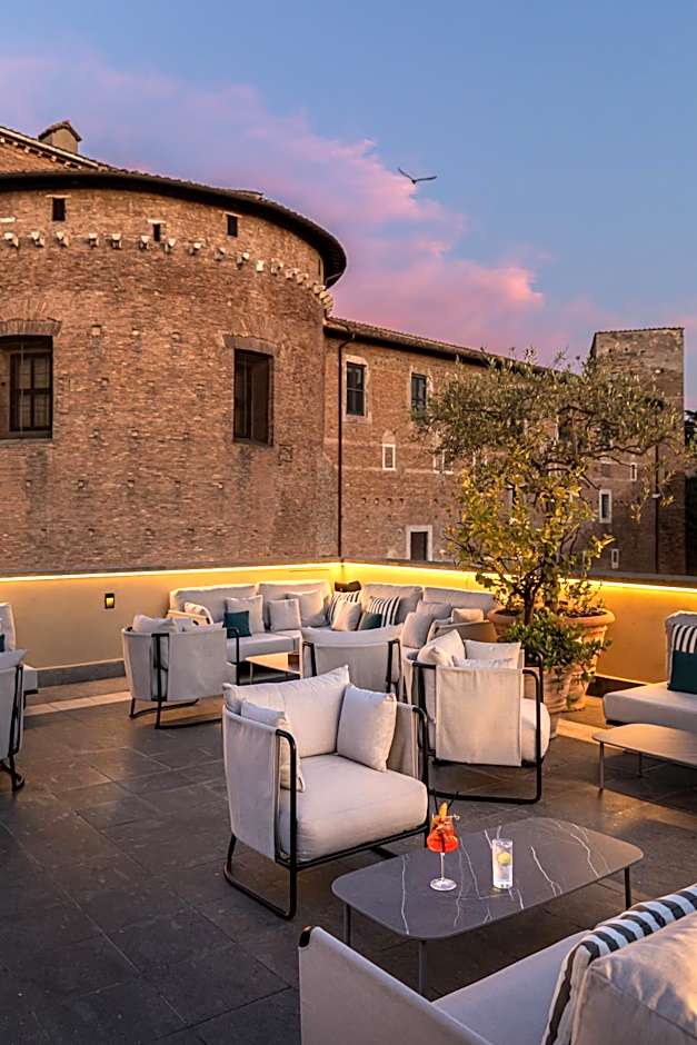 Room Mate Collection Mia, Rome Colosseum