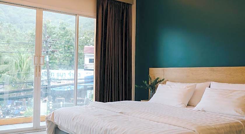 Tall Tree Poshtel Phuket