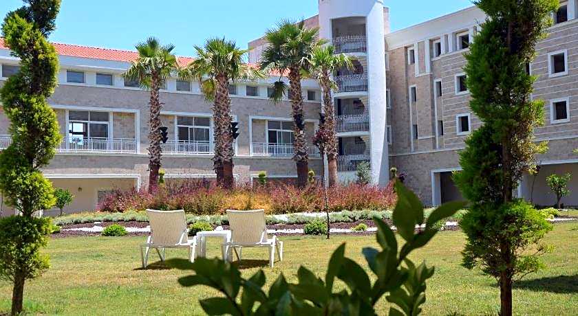 ANDRIAKE BEACH CLUB HOTEL