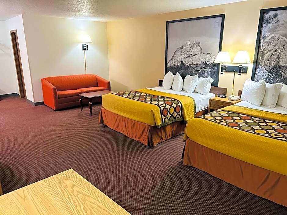 Super 8 by Wyndham Hot Springs