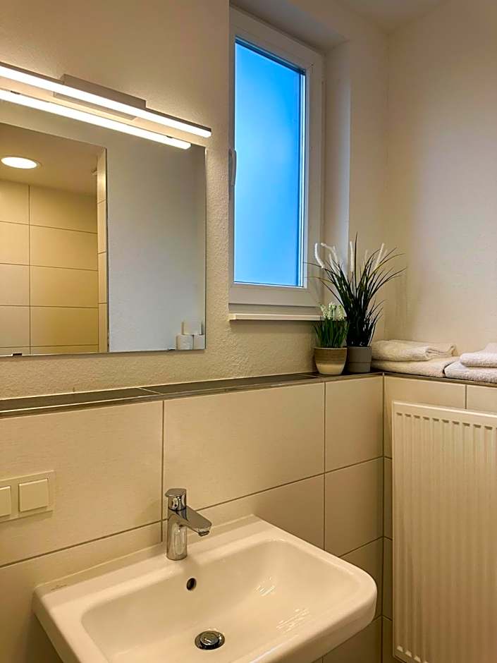 Longhouse Aparthotel