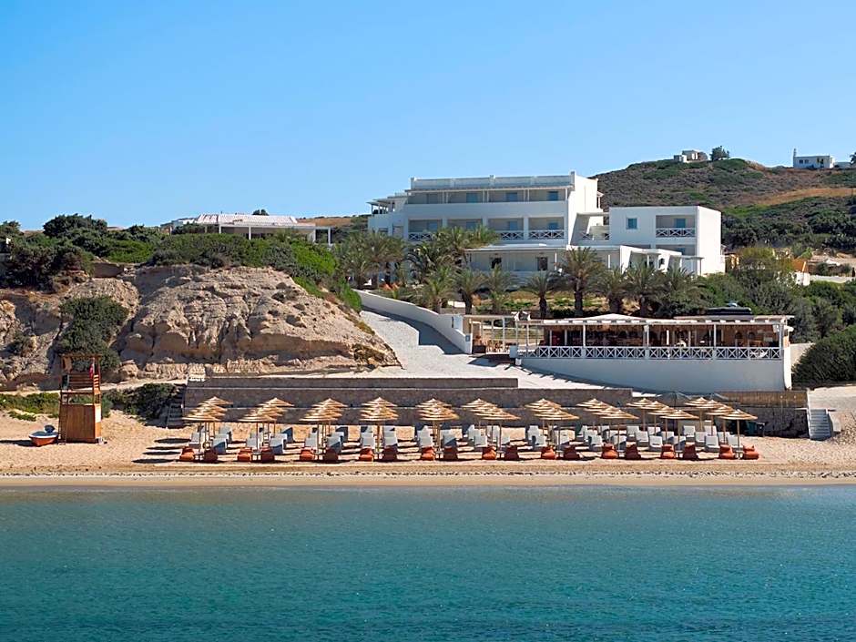 Golden Milos Beach Ηouse by Domotel