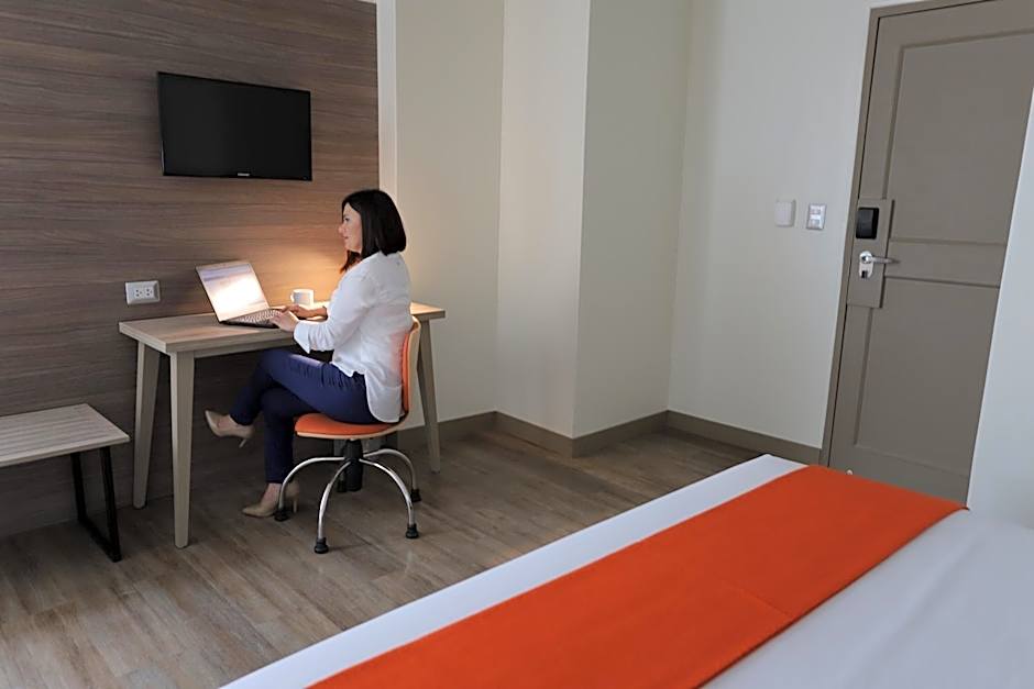 Casa Andina Standard Trujillo Plaza