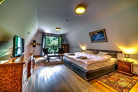 Deluxe Double Room with Balcony