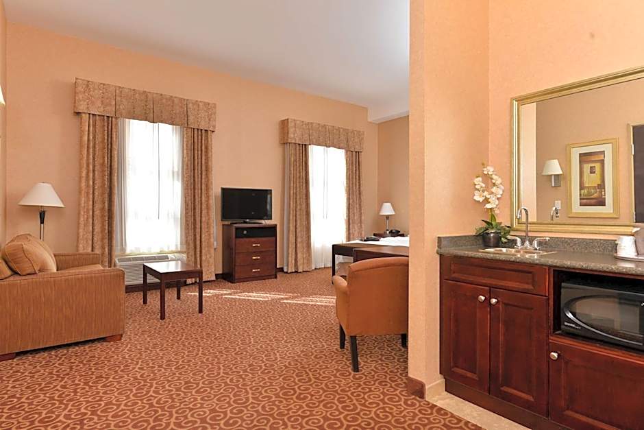 Hampton Inn By Hilton & Suites Edmonton International Airport