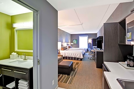 1 King Bed Studio Suite Nonsmoking