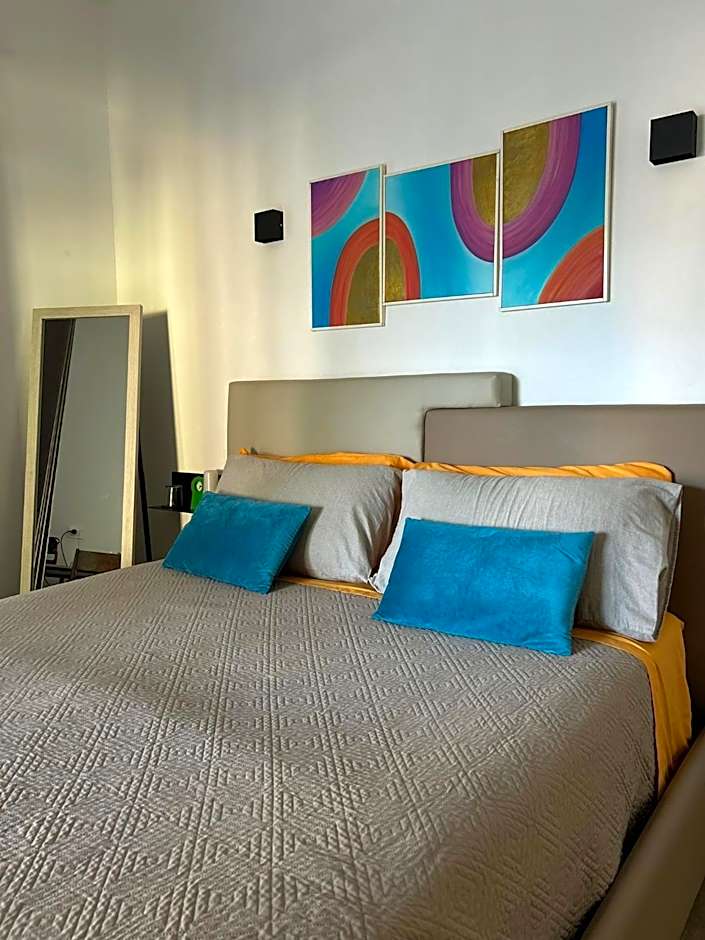 Zeta Rooms
