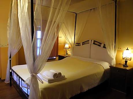 Double Room with Spa Bath