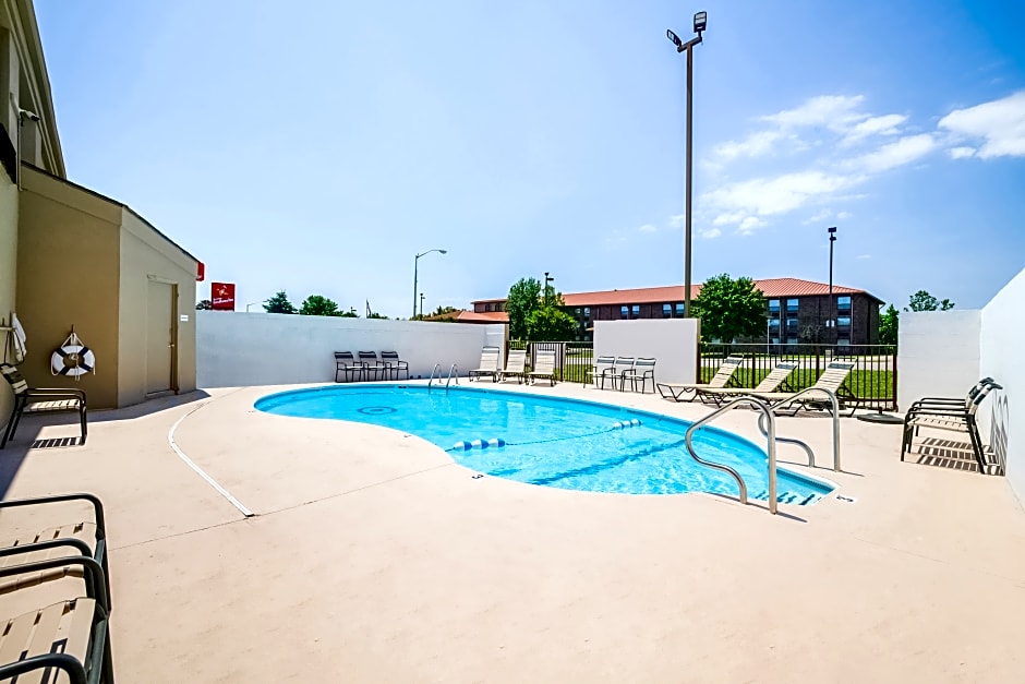 Red Roof Inn Branson