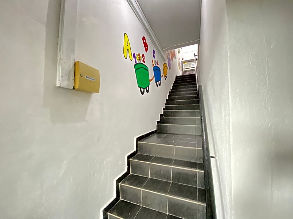 SPOT ON 90293 SK Budget Hotel