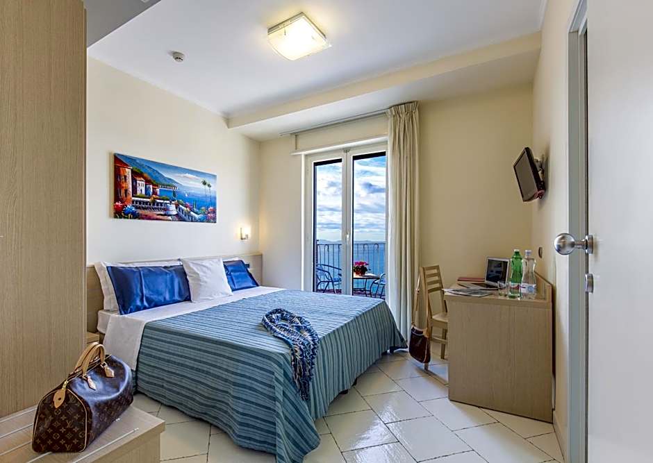 Hotel Cosmomare