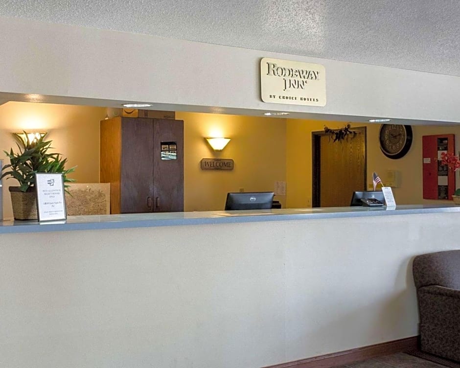 Rodeway Inn West Fargo