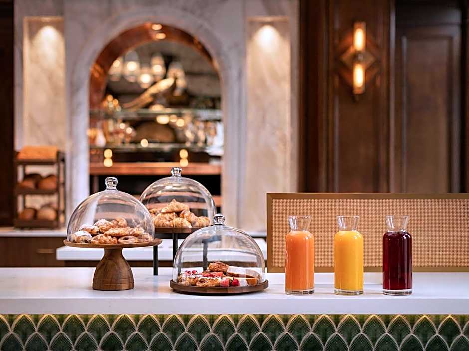 Fairmont Empress Hotel