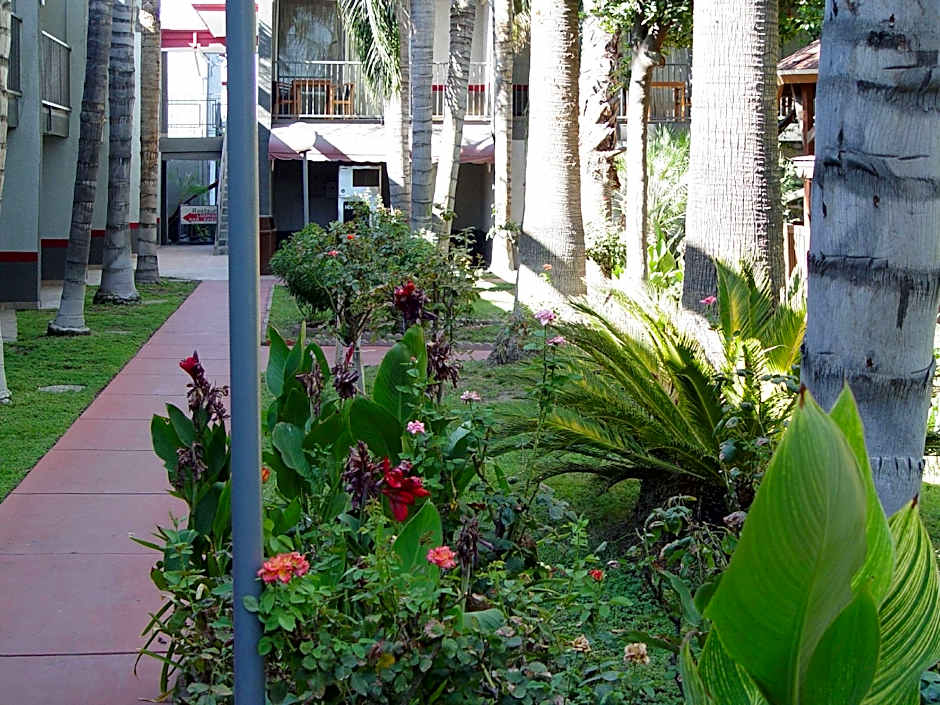 Clarion Hotel Bakersfield North