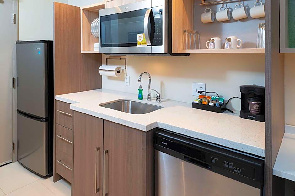 Home2 Suites by Hilton Charlotte Mooresville, NC
