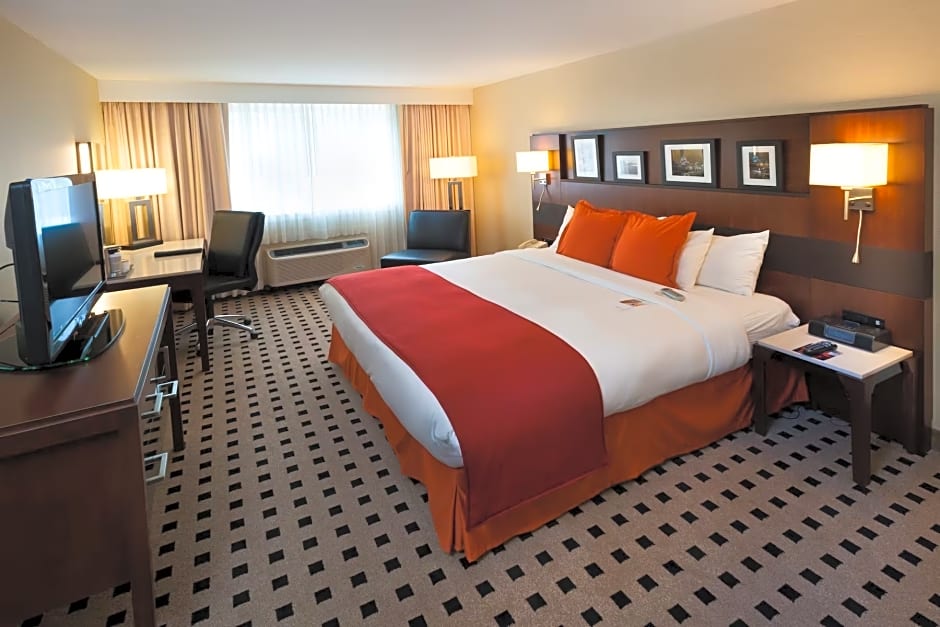 Photo 1 of 1 of 1 King Bed Suite, Mobility Accessible, Roll in Shower