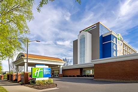 Holiday Inn Express Augusta Downtown By IHG