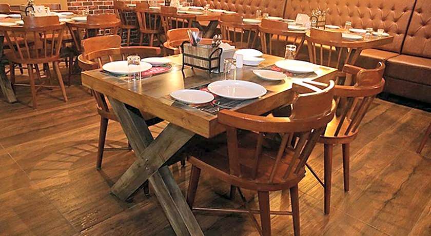 Metro Plaza Hotel by RAK Rooms