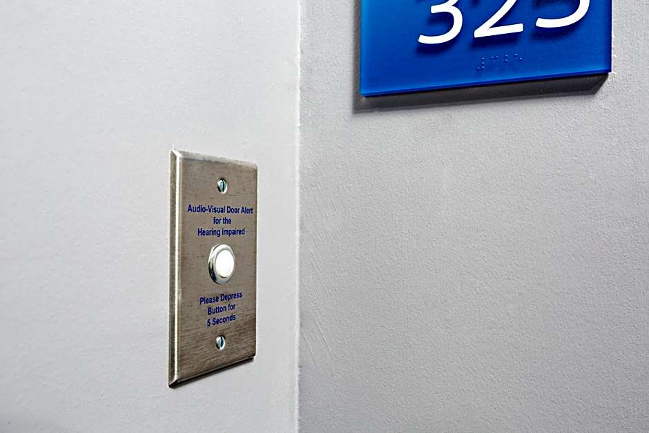 Holiday Inn Express Hotel & Suites Morehead City By IHG