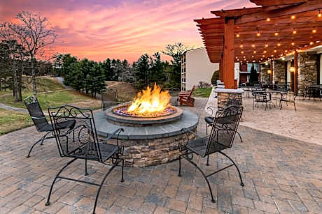 Crowne Plaza Resort Asheville By IHG