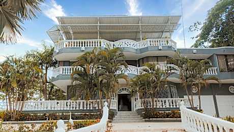 Eco Hotel Villa Martha