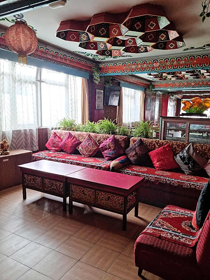 Hotel Seven Seventeen