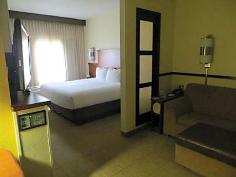 King Room with Sofa Bed - High Floor