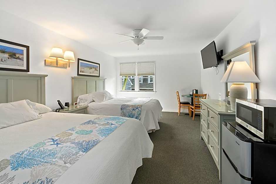 The Ocracoke Harbor Inn