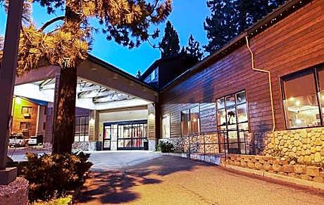 Empeiria High Sierra Hotel